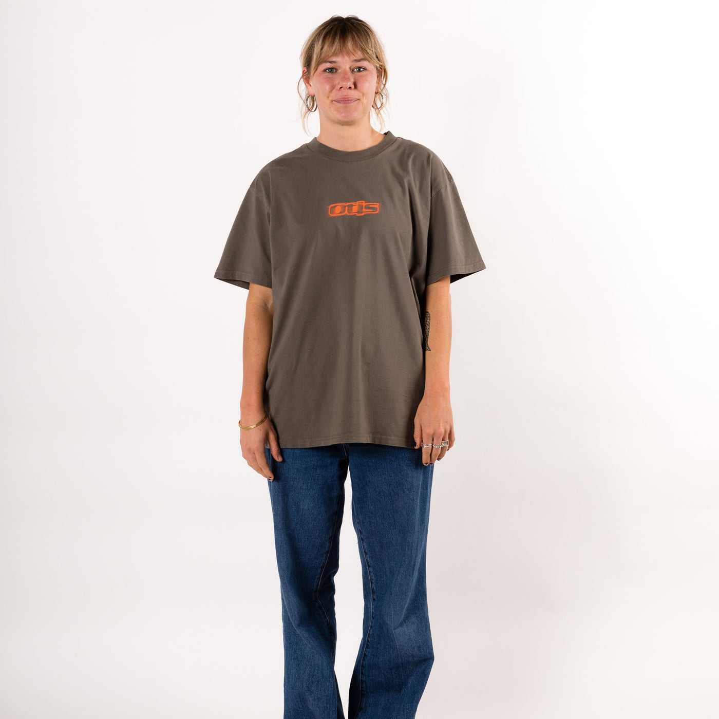 OTIS HERITAGE TEE - Stone