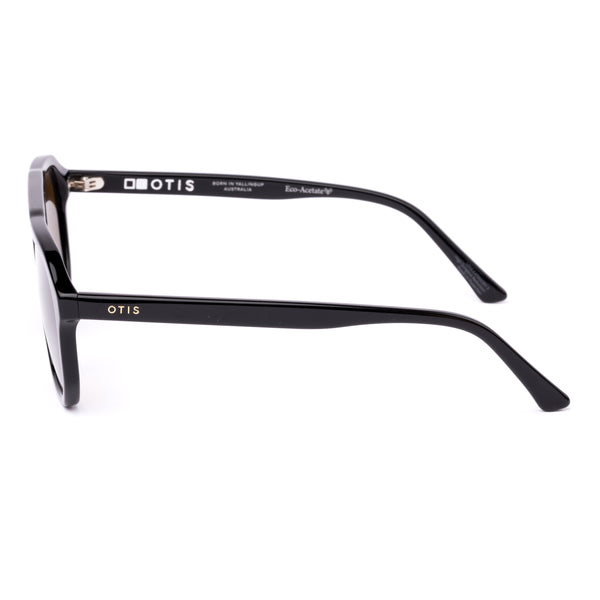 Aviator sunglasses with brown lenses and black frame on a white background.