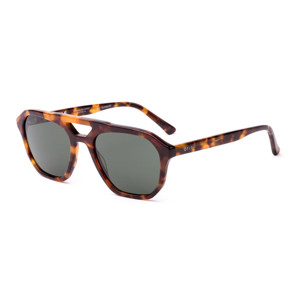 Aviator sunglasses with tortoiseshell frame and dark lenses on a white background